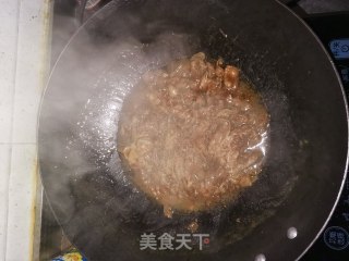 葱爆羊肉的做法步调：4