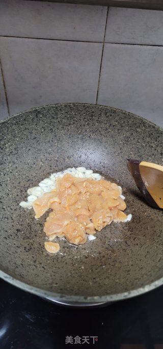 鸡胸肉炒荷兰豆的做法步调：8