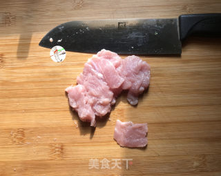黄瓜炒肉片的做法步调：3