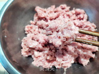 便宜猪肉脯的做法步调：1