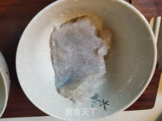 竹荪虾滑煲的做法步调：5