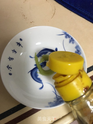 利剑灼西芹的做法步调：4