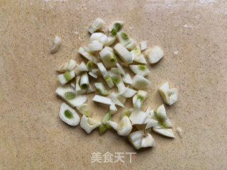 酸辣芋头粉的做法步调：2