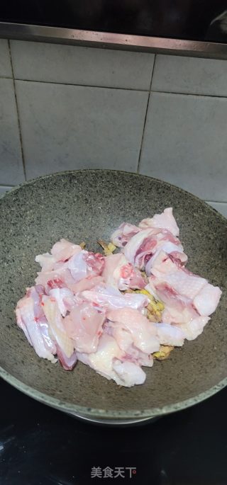 风姜煎蛋烧酒鸡汤的做法步调：7