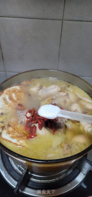 风姜煎蛋烧酒鸡汤的做法步调：12
