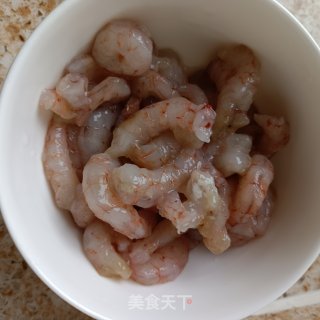 黄瓜炒虾仁的做法步调：3