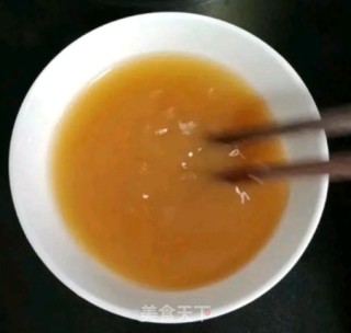 猪肉木耳酿苦瓜的做法步调：10