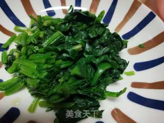 芝麻酱拌菠菜的做法步调：2