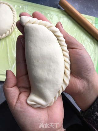 韭菜盒子的做法步调：8