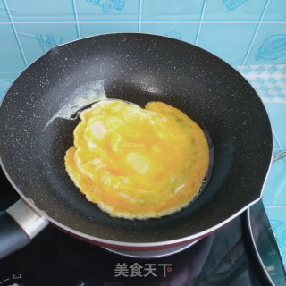猪头肉虾仁炒饭的做法步调：3