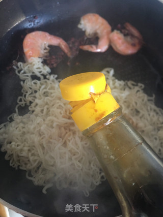 花椒虾拌里的做法步调：7