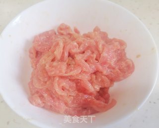 便爱下饭菜‖洋葱青椒肉丝的做法步调：2