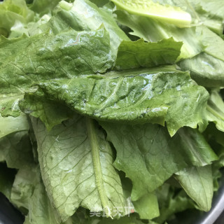 核桃油炒油麦菜的做法步调：2