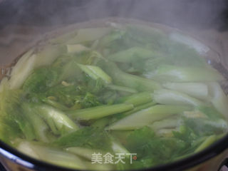 西芹拌桃仁的做法步调：5