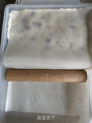 草莓脆果牛轧糖的做法步调：5