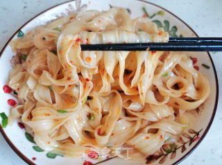 快脚里必备‖喷鼻辣油泼里的做法步调：4
