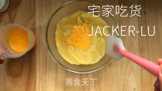 根底闪电泡芙，中壳又喷鼻又坚，奶油馅甘美浓重，非常值得一试。的做法步调：6