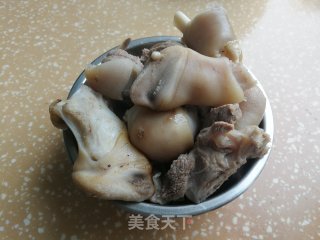 白焖羊蹄的做法步调：3