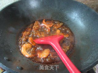 黄焖虾鸡翅中的做法步调：10