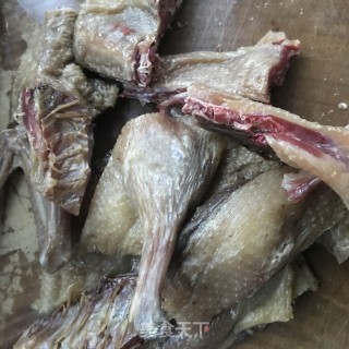 火煮腊板鸭的做法步调：2