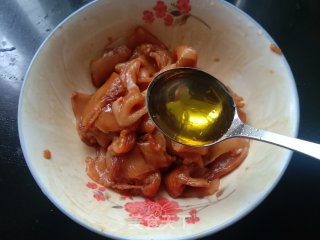 青椒炒鸡胸肉的做法步调：7