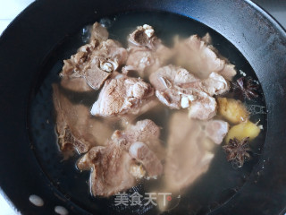 奥我良风味龙骨排的做法步调：5