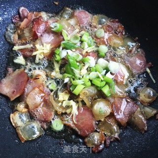 四川腊肉炒青椒的做法步调：5
