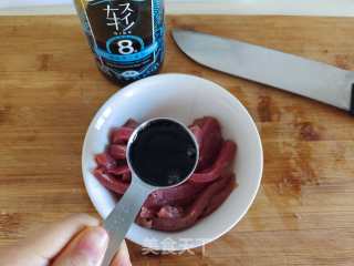 牛肉炒饼的做法步调：3