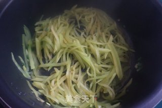浑炒莴笋丝的做法步调：6