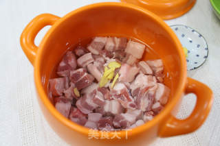 沙锅白烧肉的做法步调：2