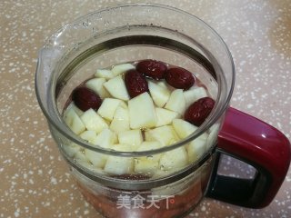 白薯苹果白枣汤的做法步调：4
