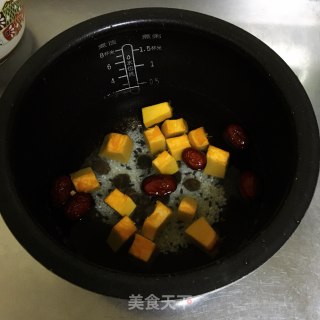 桂圆白枣北瓜粥的做法步调：2