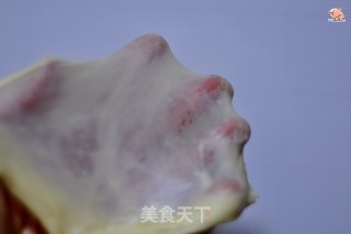 章鱼肉紧里包的做法步调：1