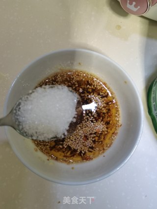 菠菜拌粉丝的做法步调：14