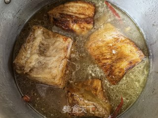 荷叶饼夹梅菜扣肉的做法步调：11