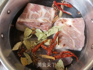 荷叶饼夹梅菜扣肉的做法步调：2