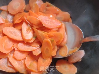 肉丝胡萝卜的做法步调：4