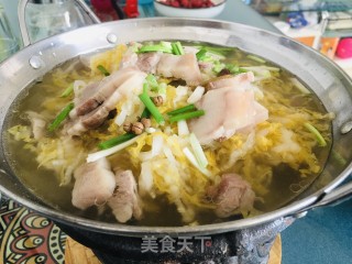 锅仔酸菜利剑肉的做法步调：8