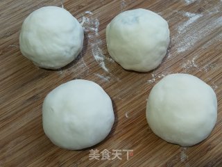 青菜豆腐馅饼的做法步调：11