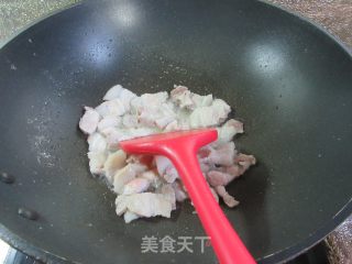 五花肉炒荸荠的做法步调：5
