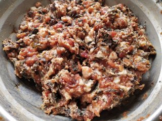 一次一个不敷的梅干菜烧饼的做法步调：7