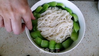典范川味担担里，吃一次便历历在目的滋味的做法步调：28