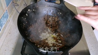 典范川味担担里，吃一次便历历在目的滋味的做法步调：22