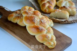 3股辫牛奶里包的做法步调：18