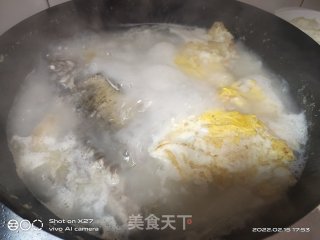 鲫鱼萝卜鸡蛋汤的做法步调：7