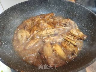 焖鸡中翅的做法步调：6