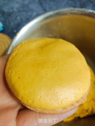 北瓜饼干的做法步调：4