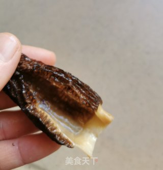 虾茸酿羊肚菌的做法步调：2
