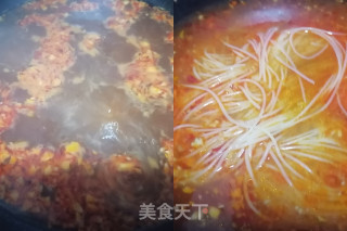 快脚必备菜单‖花甲米线的做法步调：6