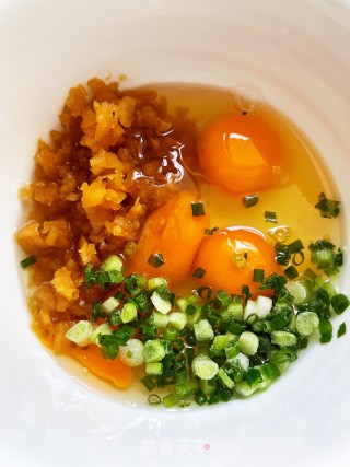 菜脯煎蛋饼的做法步调：2